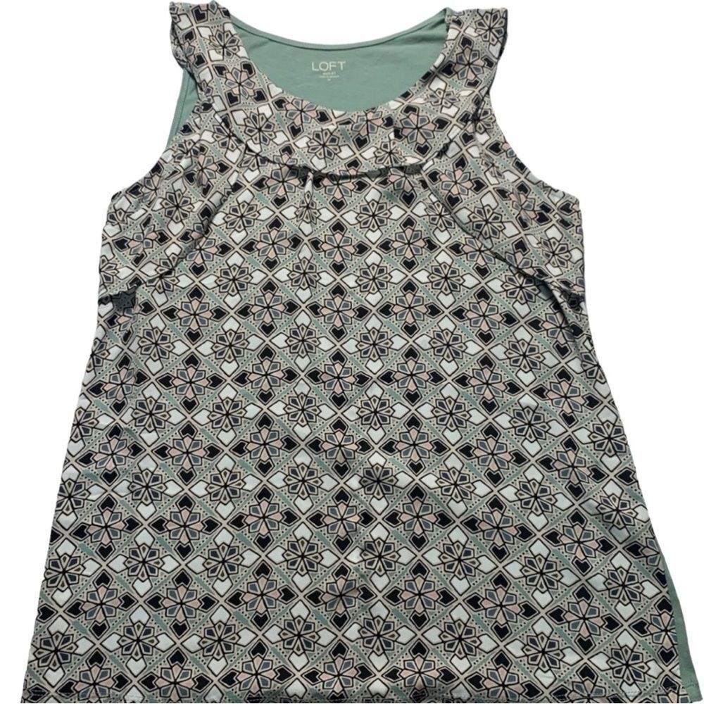 LOFT Geometric Floral Design‎ with Ruffle details at the neck line